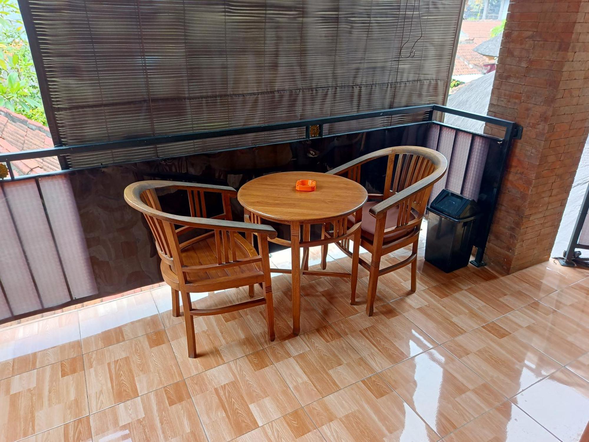 Nyoman House Privatunterkunft